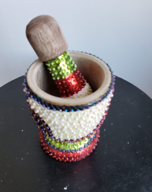 Decorative Pilon (Haití)